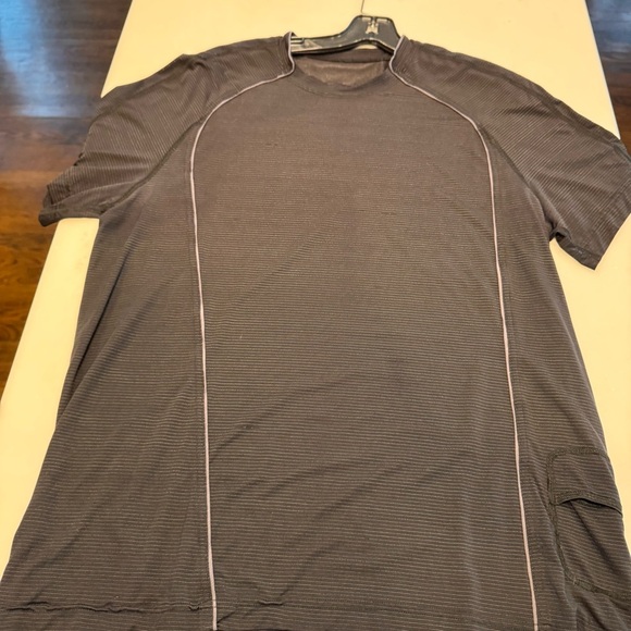 Men’s Lululemon Black Performance Tee Shirt Size Large - Picture 8 of 9